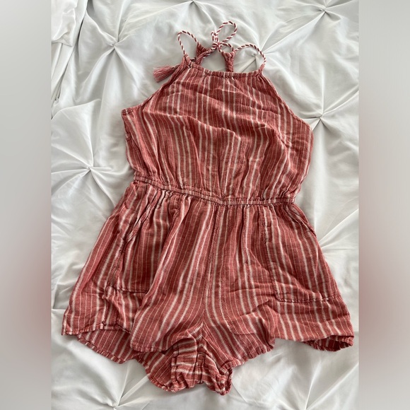 OLD NAVY Striped Romper - Picture 1 of 3